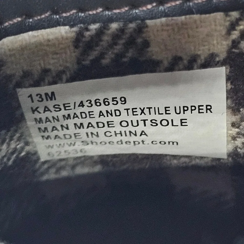 Shoe Dept. rugged ankle